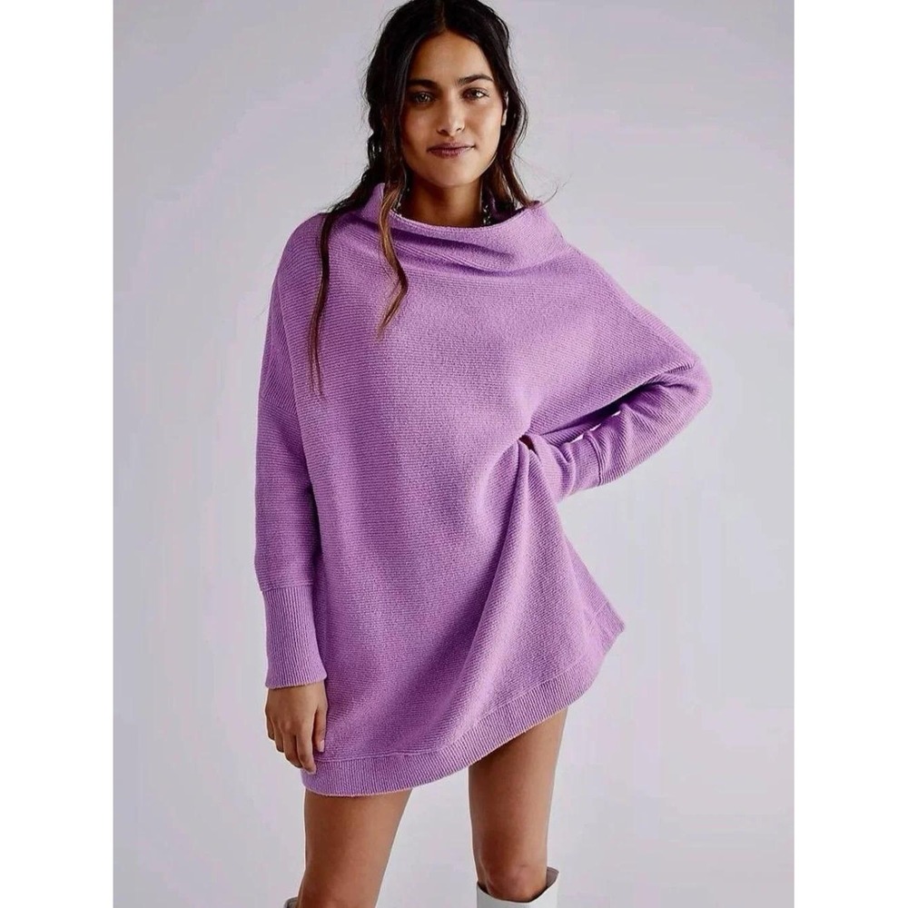 Free People Ottoman Slouchy Tunic Glowing Grape Purple‎ Mock Sweater size small